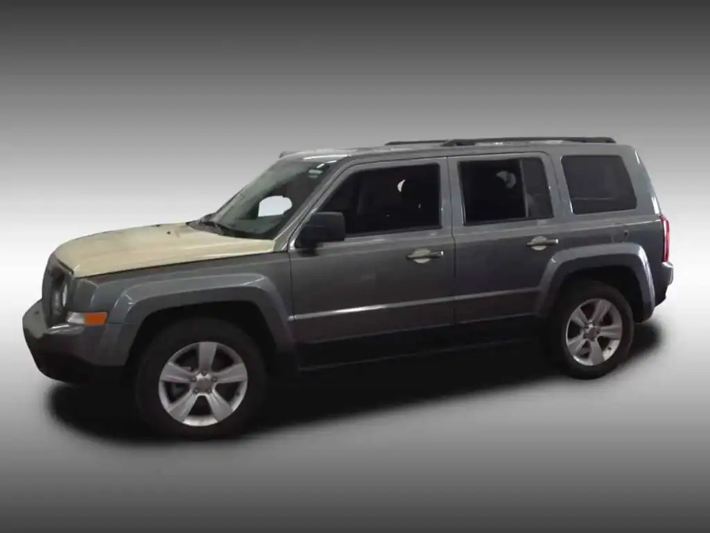 Vehicle Wraps...Our work, before and after - 4 7 Jeep before wrap